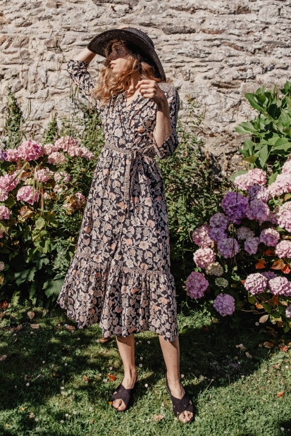 Louis Vuitton Velvet-Effect Lace Skater Dress in Cobalt Blue — UFO No More