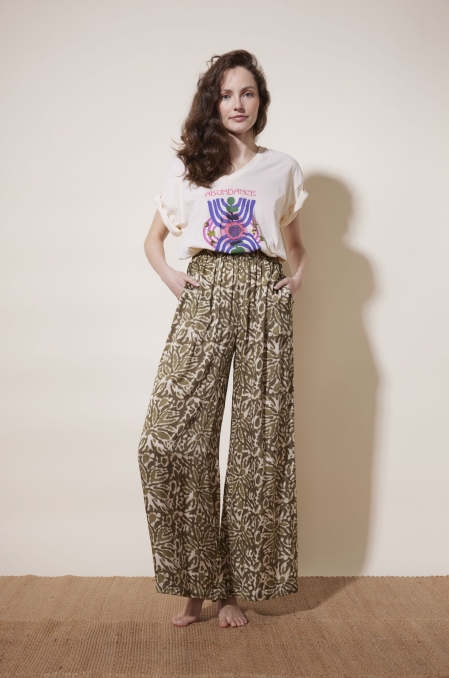 Samira Mud Kaki